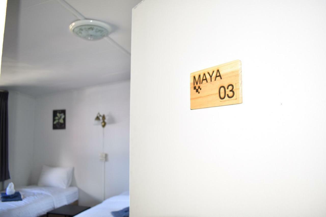 Maya Bed And Food Hostel Chiang Mai Buitenkant foto